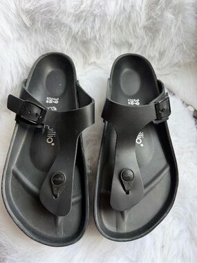 Papillo size Black Posh-style Toe-Post Sandals size 39